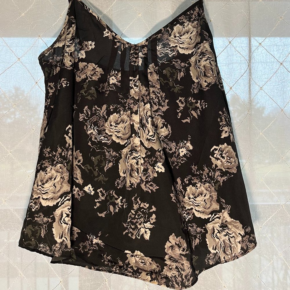 aritzia talua tank-top size large